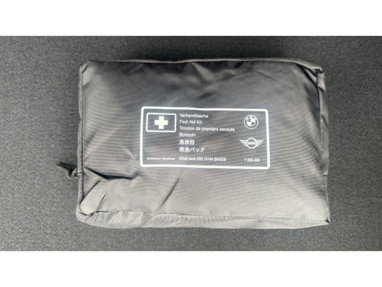 BMW iX2 150kW eDrive20 Shadow Edition 65kWh 5dr Auto Electric Hatchback